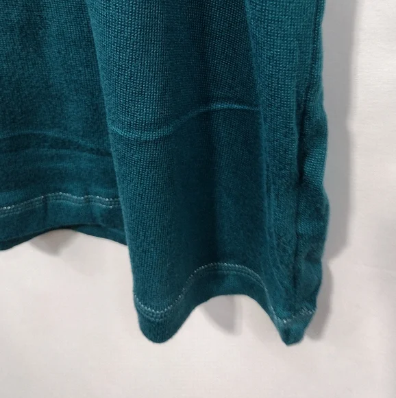 NWT Disney Minnie Mouse Lounge Top Women's XL Green Casual Comfy Holiday - Picture 4 of 9